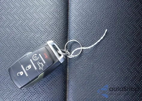 2024 Ram 1500 Laramie 4X4 5'7 Box из США, поврежденный, VIN 1C6SRFJT7RN165612